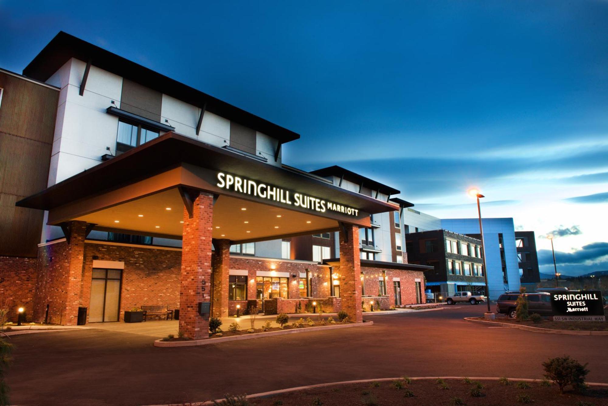 Springhill Suites By Marriott Bend Dış mekan fotoğraf