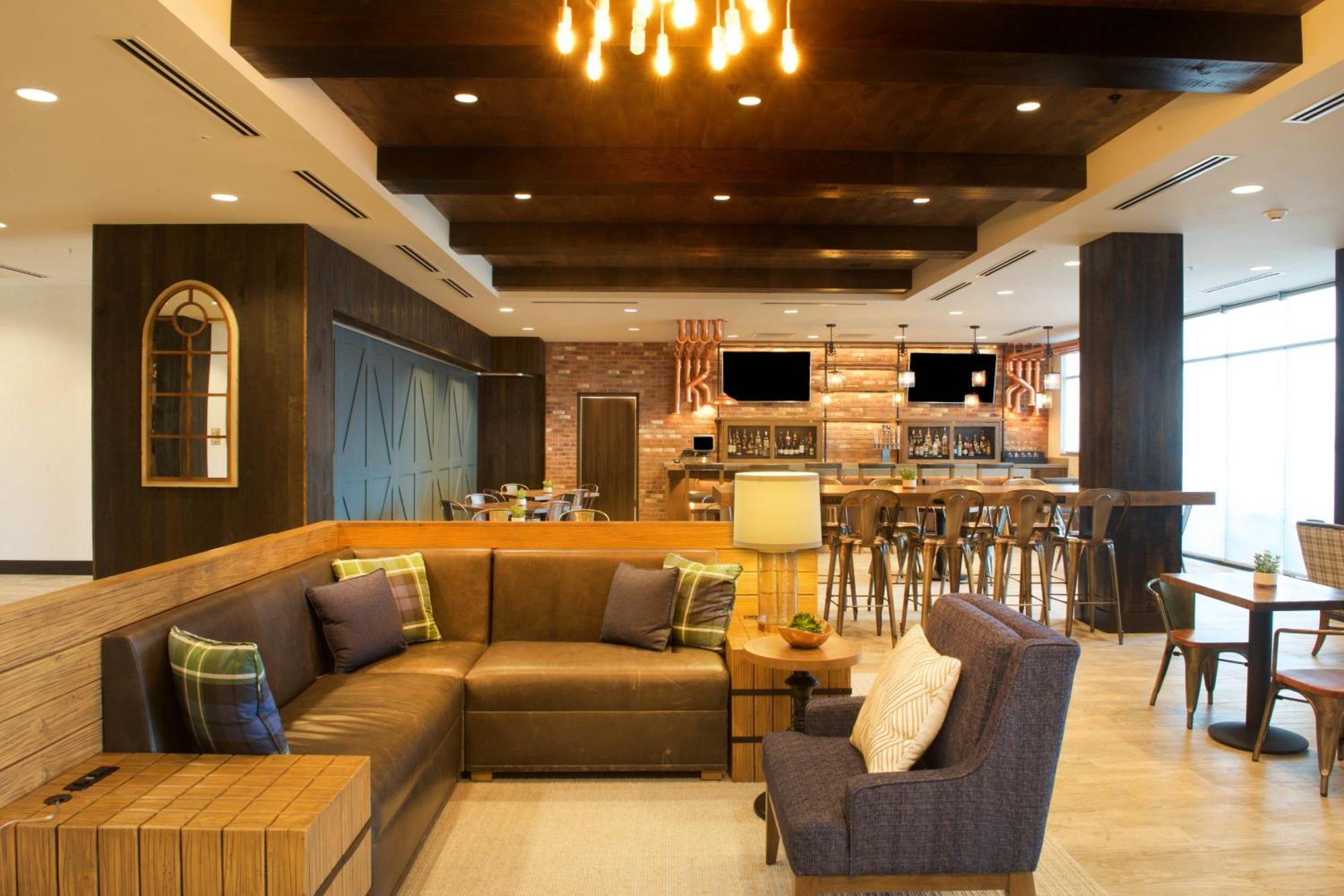 Springhill Suites By Marriott Bend Dış mekan fotoğraf