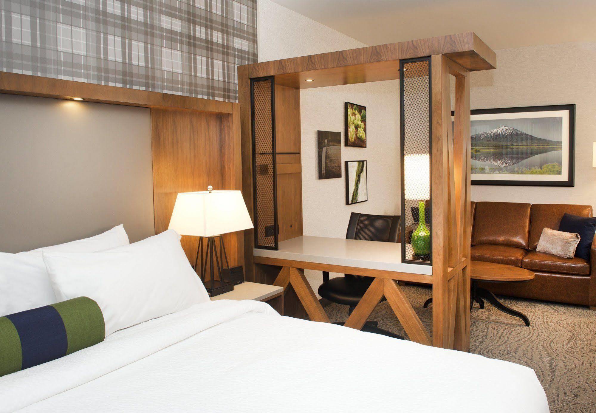 Springhill Suites By Marriott Bend Dış mekan fotoğraf